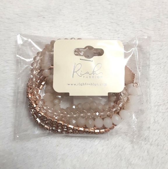 Assorted Bracelet Set - Picture 2 of 6